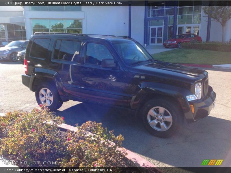 Brilliant Black Crystal Pearl / Dark Slate Gray 2010 Jeep Liberty Sport