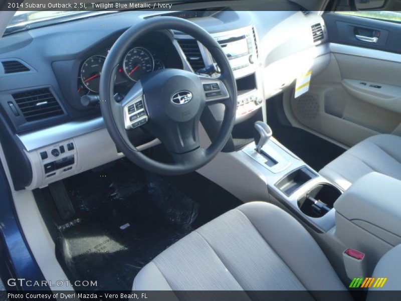  2014 Outback 2.5i Ivory Interior