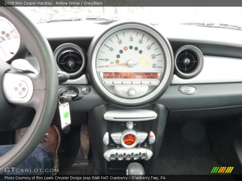 Mellow Yellow / Grey/Black 2008 Mini Cooper Hardtop