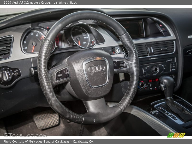 Ibis White / Black 2009 Audi A5 3.2 quattro Coupe