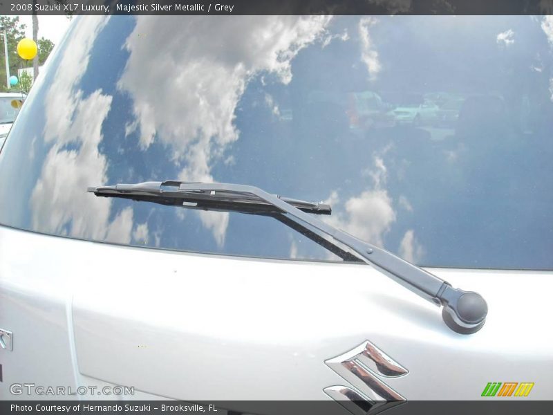 Majestic Silver Metallic / Grey 2008 Suzuki XL7 Luxury