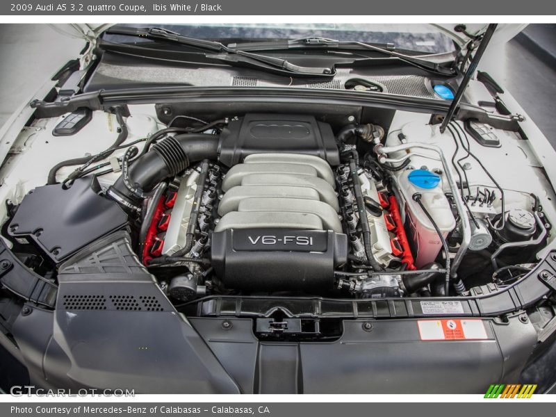 Ibis White / Black 2009 Audi A5 3.2 quattro Coupe