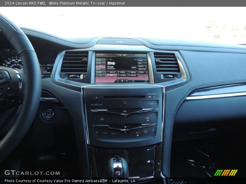White Platinum Metallic Tri-coat / Hazelnut 2014 Lincoln MKS FWD