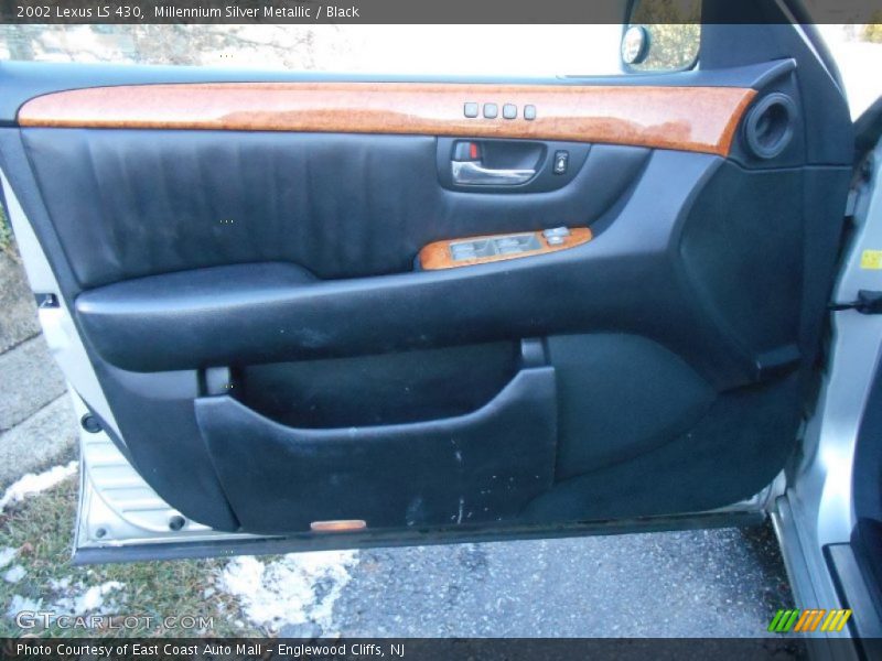 Millennium Silver Metallic / Black 2002 Lexus LS 430