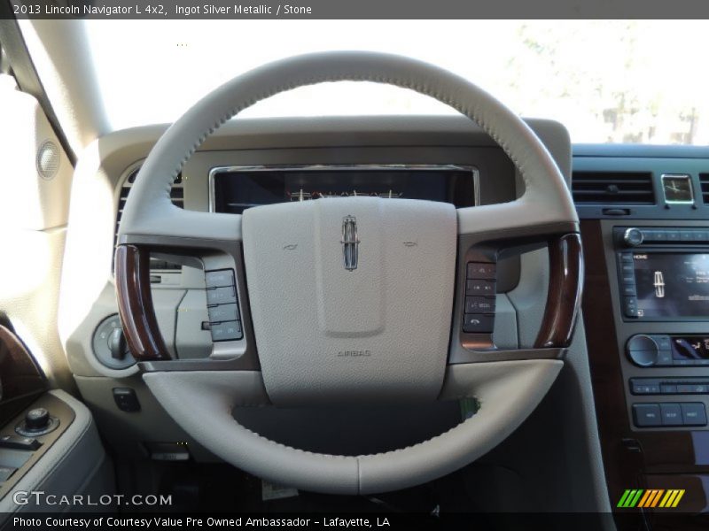  2013 Navigator L 4x2 Steering Wheel