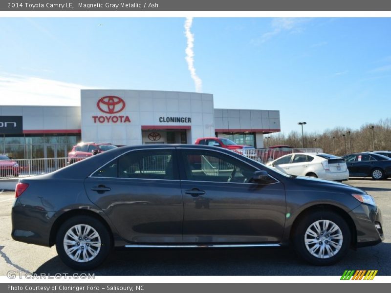 Magnetic Gray Metallic / Ash 2014 Toyota Camry LE