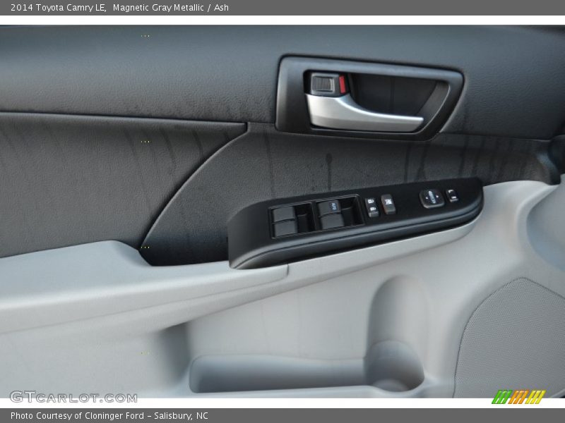 Magnetic Gray Metallic / Ash 2014 Toyota Camry LE