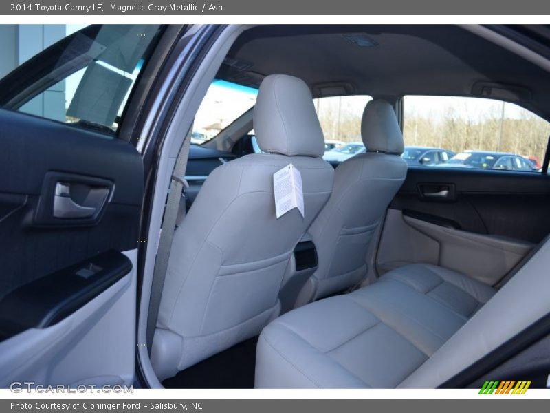 Magnetic Gray Metallic / Ash 2014 Toyota Camry LE