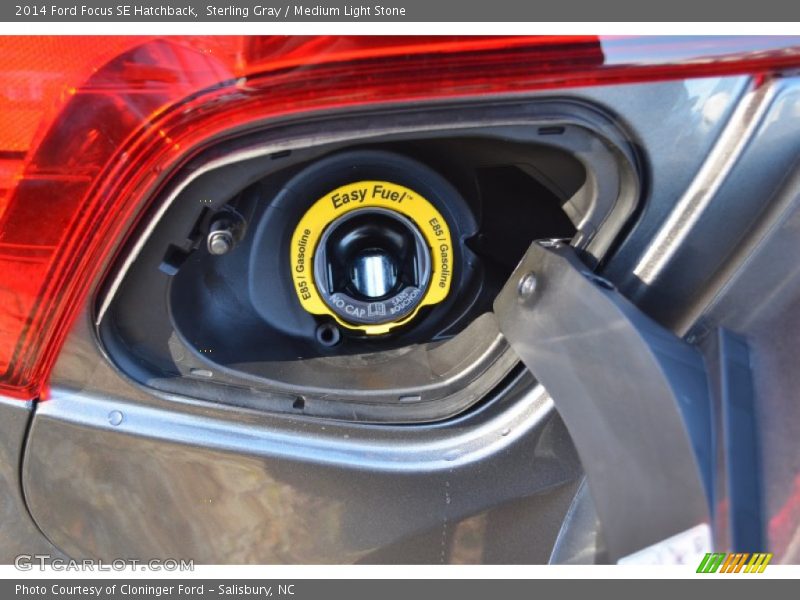Sterling Gray / Medium Light Stone 2014 Ford Focus SE Hatchback