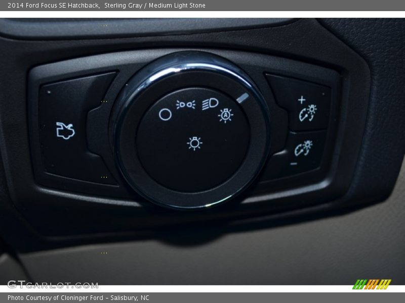 Sterling Gray / Medium Light Stone 2014 Ford Focus SE Hatchback