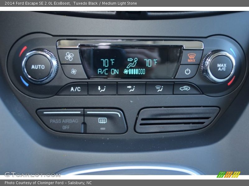 Tuxedo Black / Medium Light Stone 2014 Ford Escape SE 2.0L EcoBoost