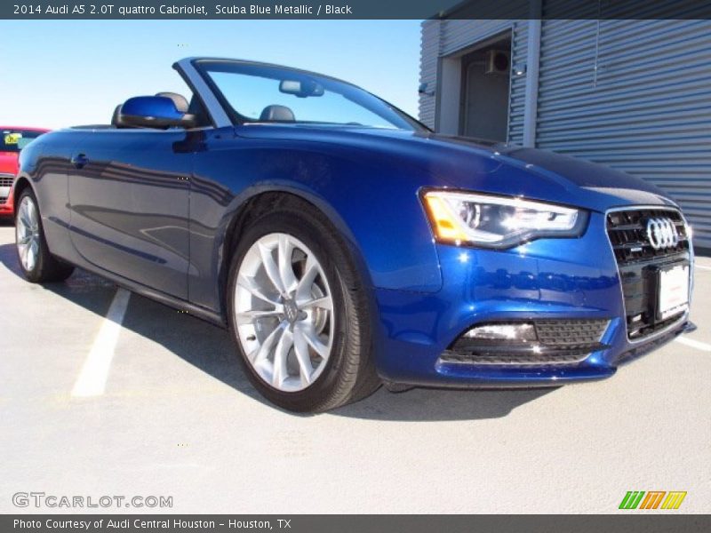 Front 3/4 View of 2014 A5 2.0T quattro Cabriolet