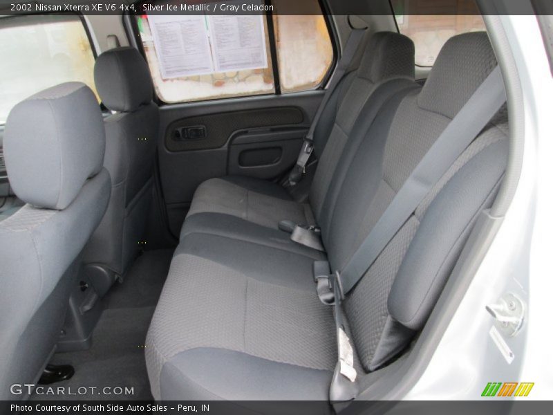 Silver Ice Metallic / Gray Celadon 2002 Nissan Xterra XE V6 4x4