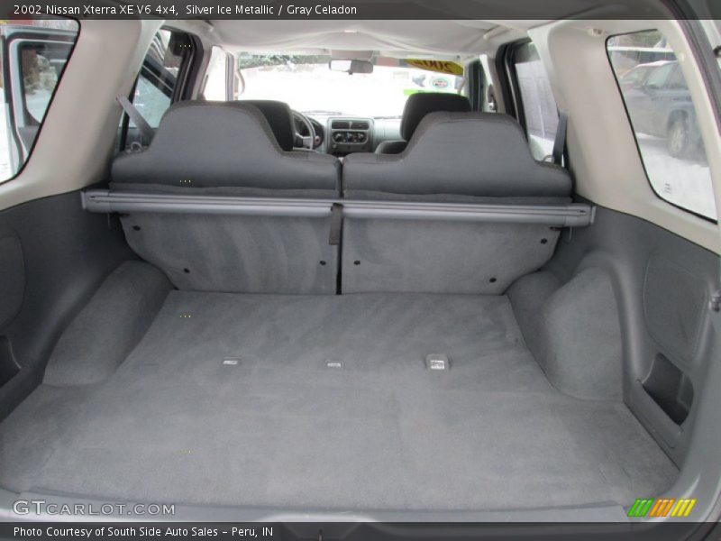 Silver Ice Metallic / Gray Celadon 2002 Nissan Xterra XE V6 4x4