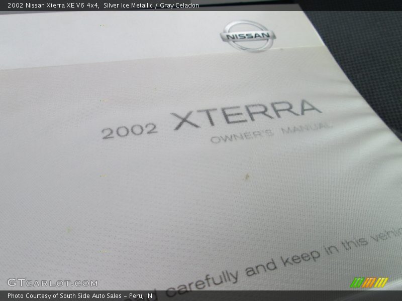Silver Ice Metallic / Gray Celadon 2002 Nissan Xterra XE V6 4x4