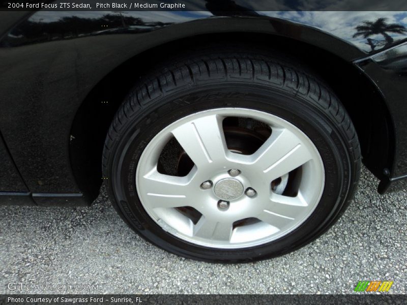  2004 Focus ZTS Sedan Wheel