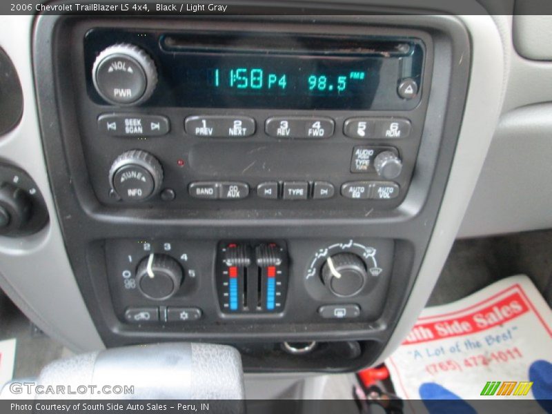 Black / Light Gray 2006 Chevrolet TrailBlazer LS 4x4