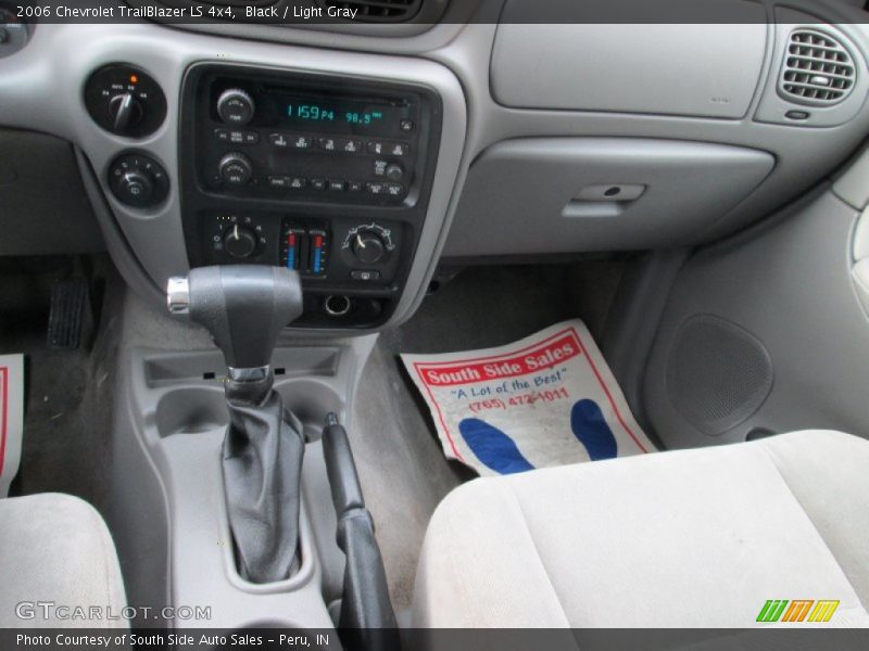 Black / Light Gray 2006 Chevrolet TrailBlazer LS 4x4