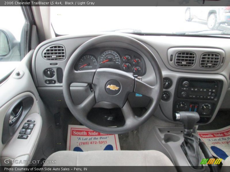 Black / Light Gray 2006 Chevrolet TrailBlazer LS 4x4