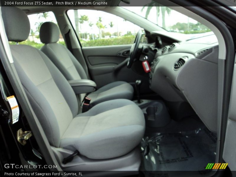 Pitch Black / Medium Graphite 2004 Ford Focus ZTS Sedan