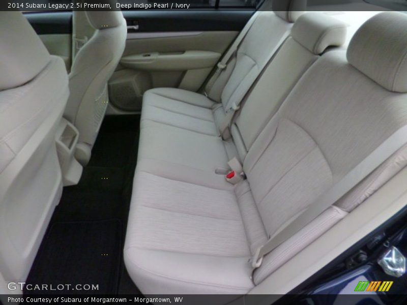 Deep Indigo Pearl / Ivory 2014 Subaru Legacy 2.5i Premium