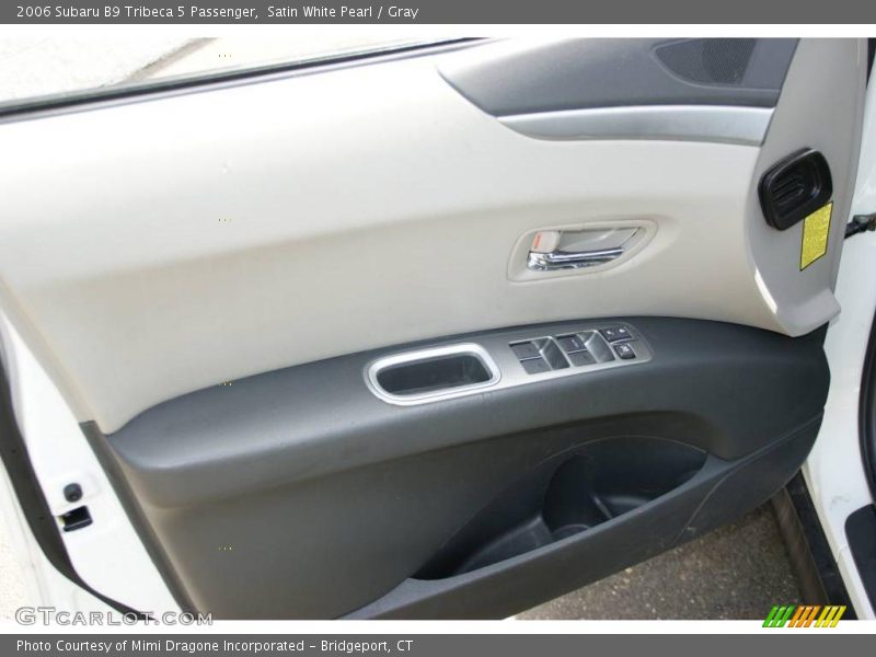 Satin White Pearl / Gray 2006 Subaru B9 Tribeca 5 Passenger