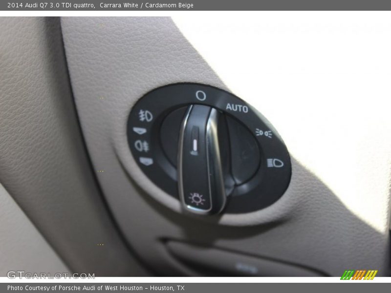 Carrara White / Cardamom Beige 2014 Audi Q7 3.0 TDI quattro