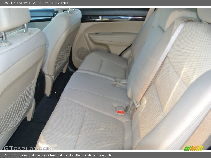 Ebony Black / Beige 2011 Kia Sorento LX