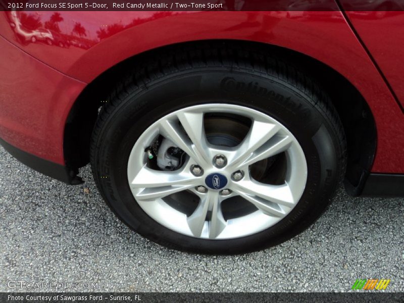 Red Candy Metallic / Two-Tone Sport 2012 Ford Focus SE Sport 5-Door