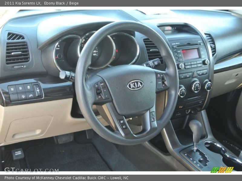 Ebony Black / Beige 2011 Kia Sorento LX