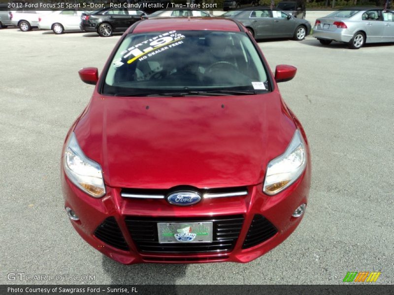Red Candy Metallic / Two-Tone Sport 2012 Ford Focus SE Sport 5-Door