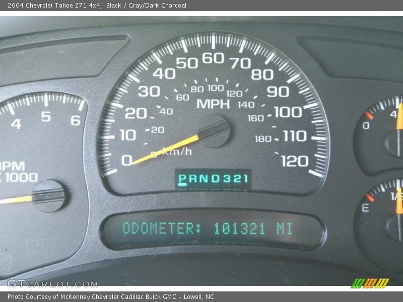 Black / Gray/Dark Charcoal 2004 Chevrolet Tahoe Z71 4x4