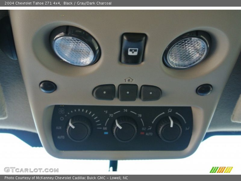 Black / Gray/Dark Charcoal 2004 Chevrolet Tahoe Z71 4x4