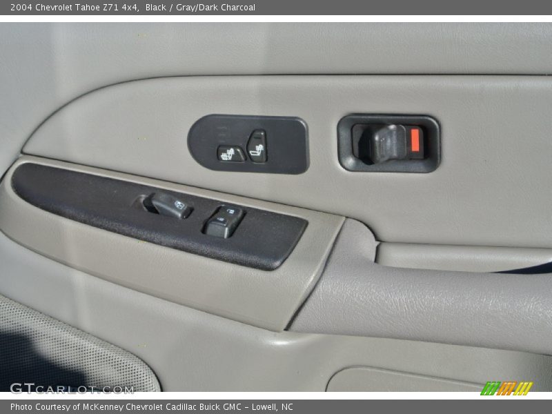 Black / Gray/Dark Charcoal 2004 Chevrolet Tahoe Z71 4x4