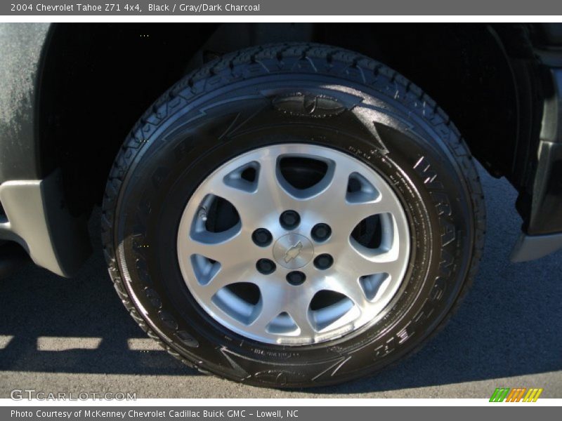 Black / Gray/Dark Charcoal 2004 Chevrolet Tahoe Z71 4x4