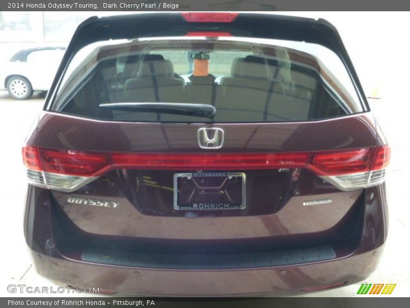 Dark Cherry Pearl / Beige 2014 Honda Odyssey Touring