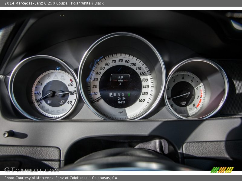 Polar White / Black 2014 Mercedes-Benz C 250 Coupe