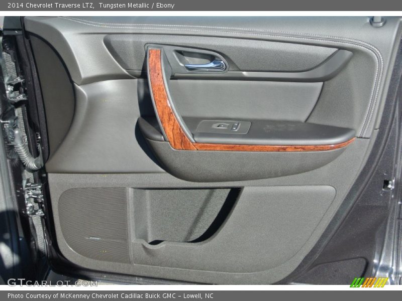 Tungsten Metallic / Ebony 2014 Chevrolet Traverse LTZ