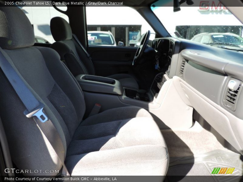 Dark Blue Metallic / Gray/Dark Charcoal 2005 Chevrolet Tahoe LS