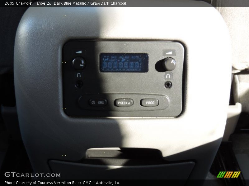 Dark Blue Metallic / Gray/Dark Charcoal 2005 Chevrolet Tahoe LS