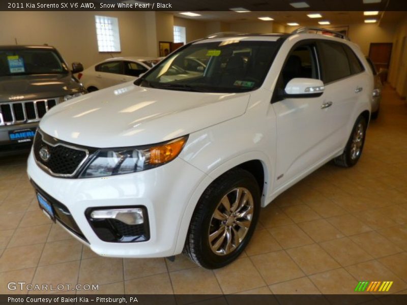 Snow White Pearl / Black 2011 Kia Sorento SX V6 AWD