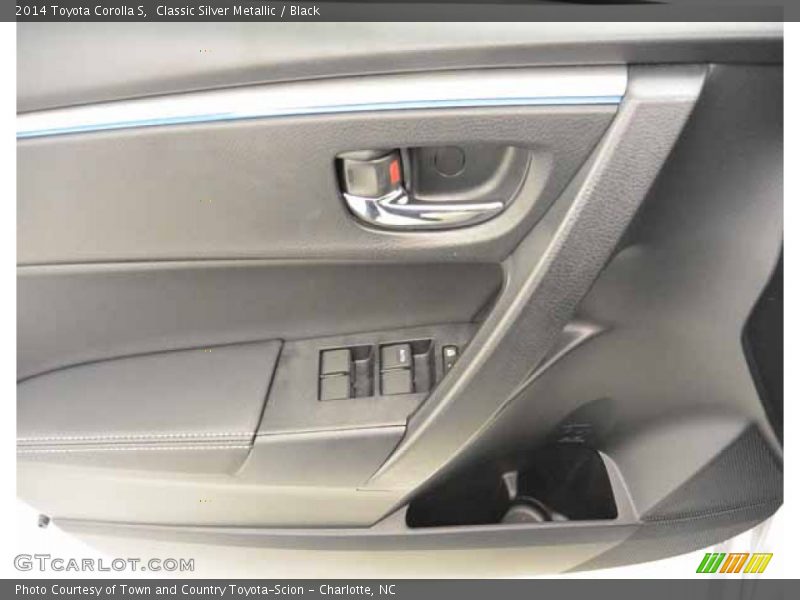 Classic Silver Metallic / Black 2014 Toyota Corolla S