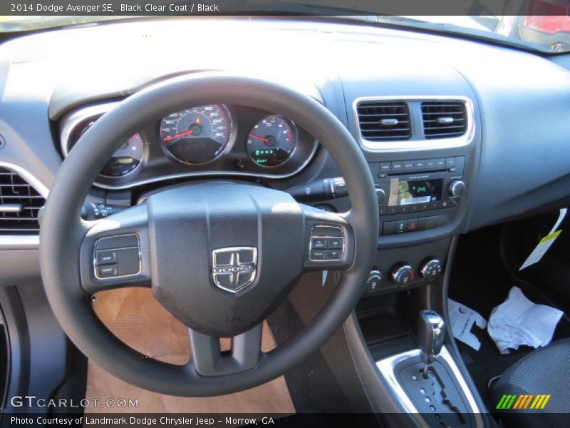 Black Clear Coat / Black 2014 Dodge Avenger SE