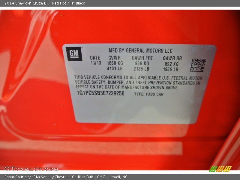 Red Hot / Jet Black 2014 Chevrolet Cruze LT