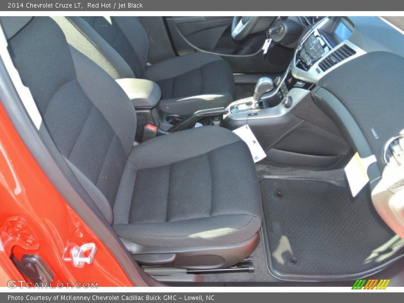 Red Hot / Jet Black 2014 Chevrolet Cruze LT