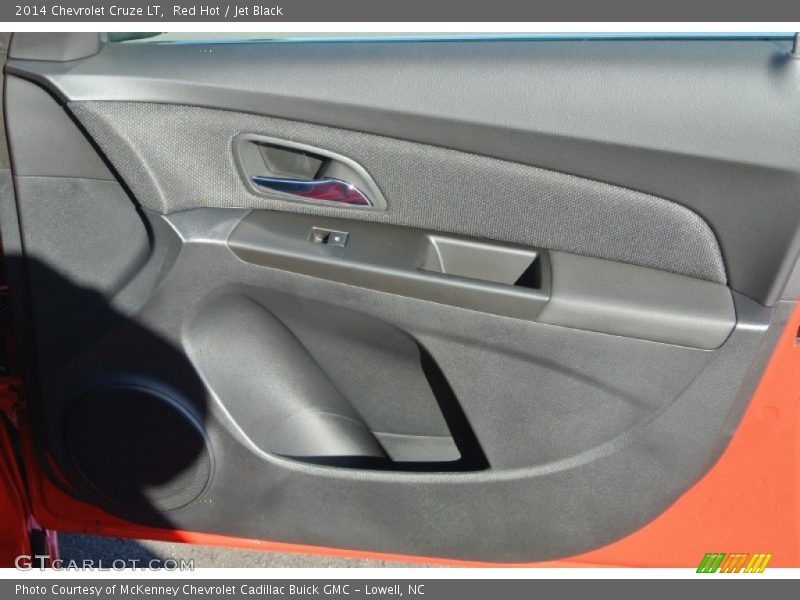 Red Hot / Jet Black 2014 Chevrolet Cruze LT