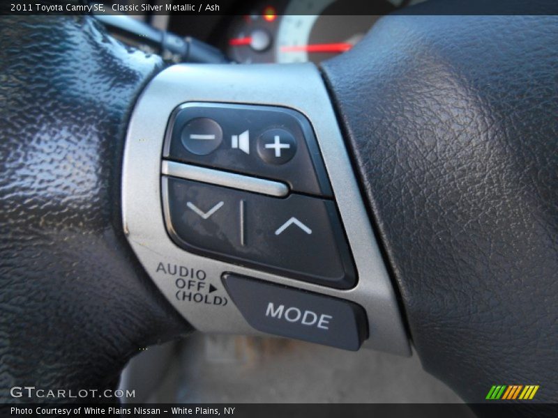 Classic Silver Metallic / Ash 2011 Toyota Camry SE
