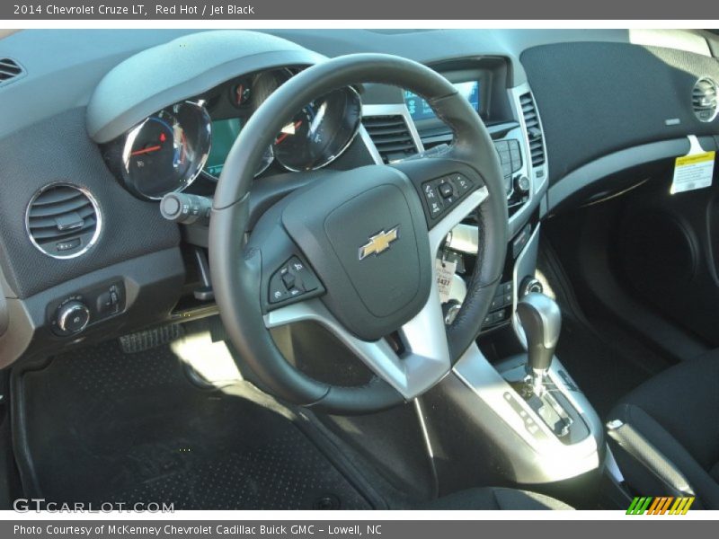 Red Hot / Jet Black 2014 Chevrolet Cruze LT