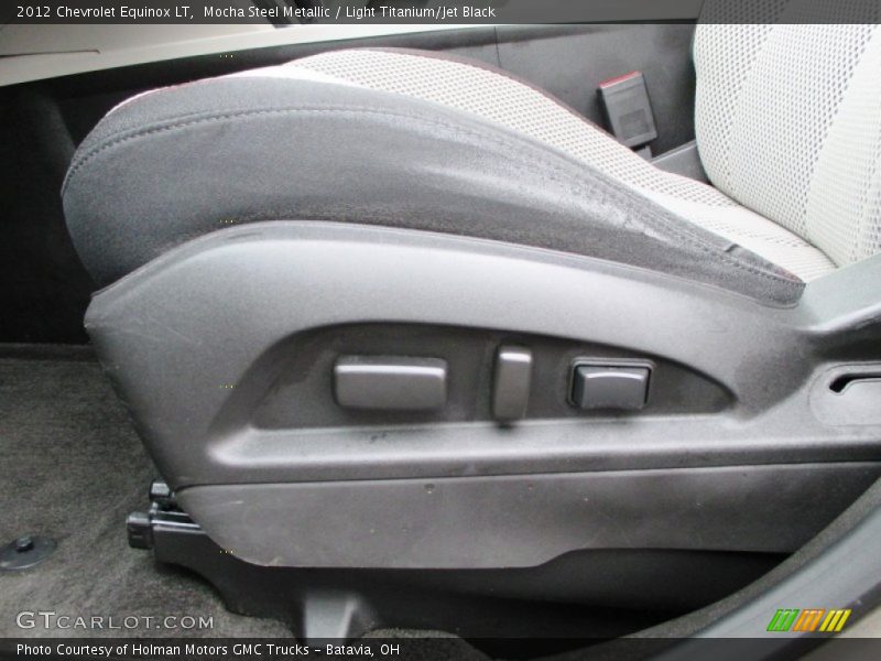 Mocha Steel Metallic / Light Titanium/Jet Black 2012 Chevrolet Equinox LT