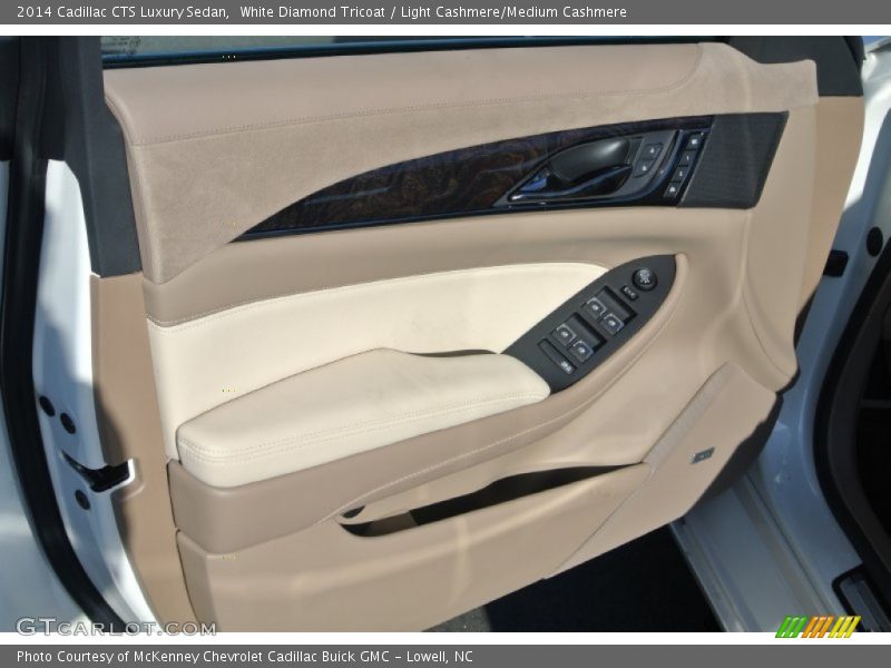 White Diamond Tricoat / Light Cashmere/Medium Cashmere 2014 Cadillac CTS Luxury Sedan
